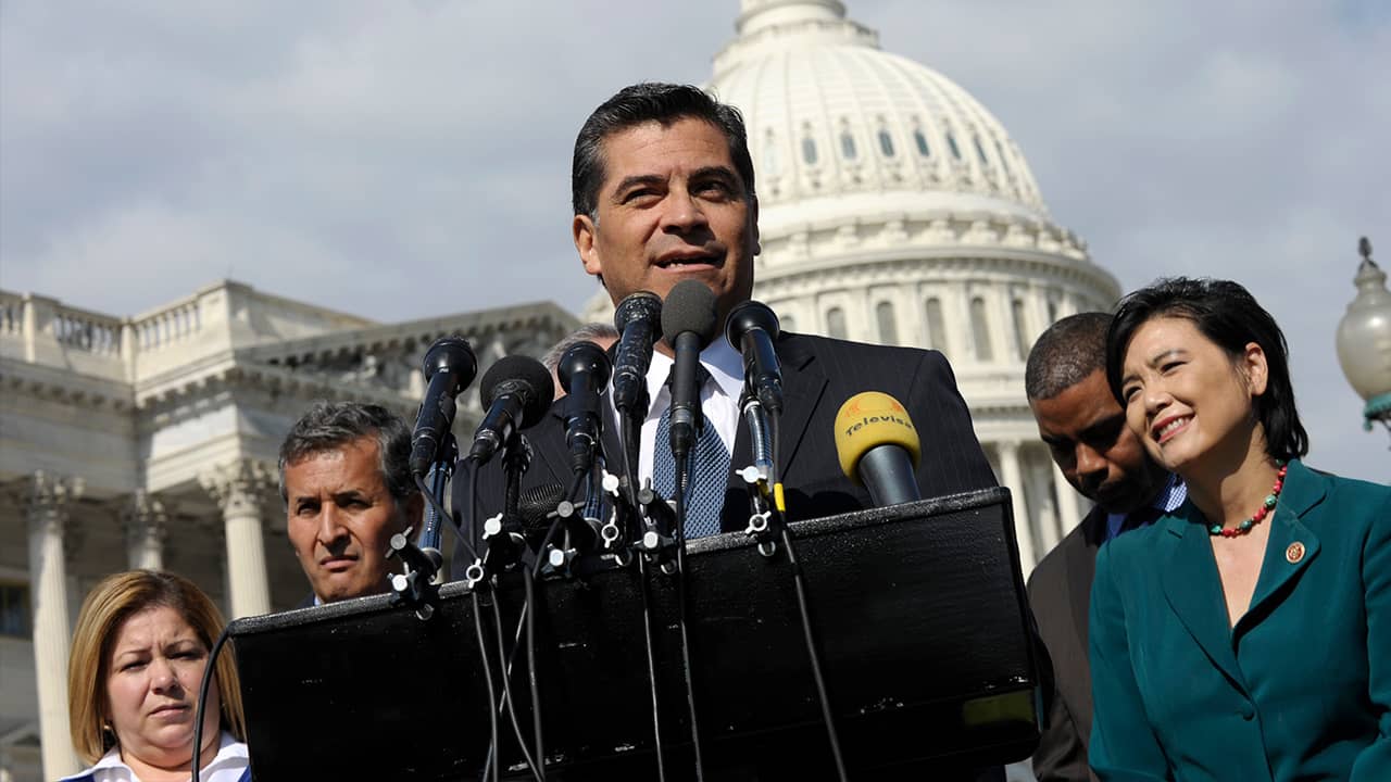 Photo of Xavier Becerra