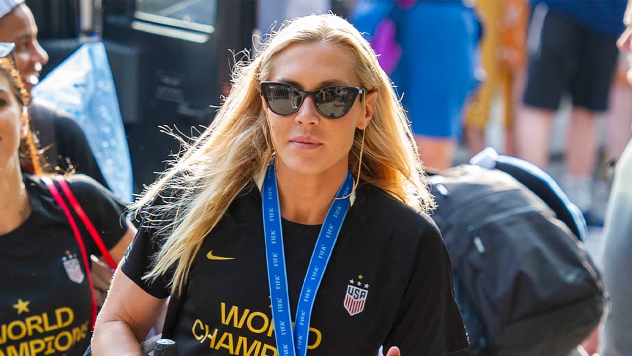 Photo of Allie Long
