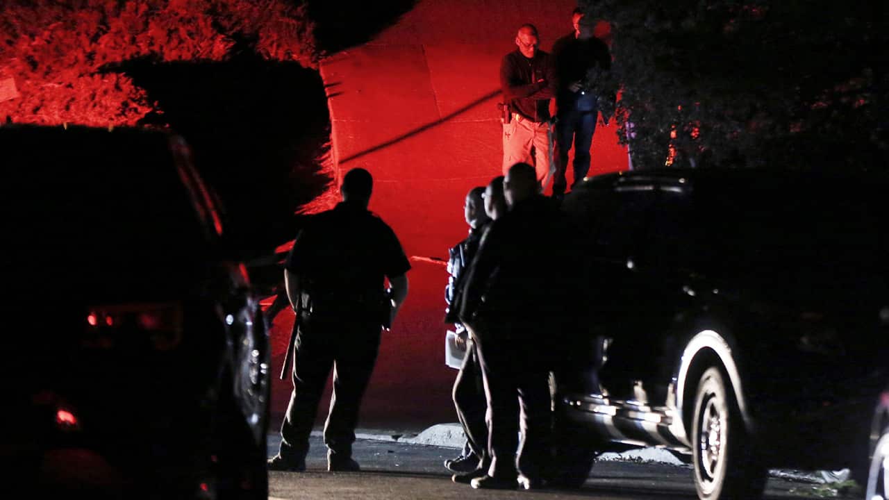 Photo of Contra Costa County Sheriff deputies investigation a shooting in Orinda