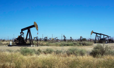 Photo of pumpjakcs in Bakersfield, Ca.