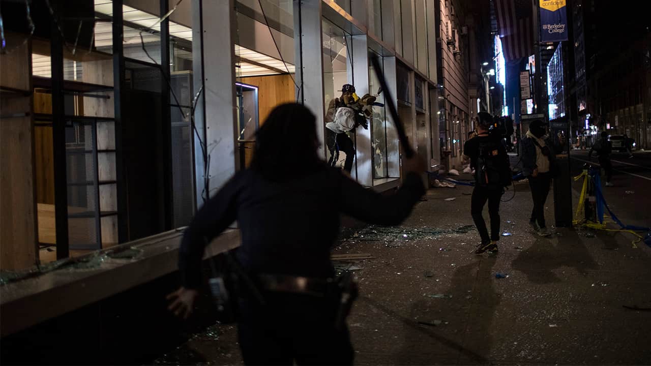 Photo of police in New York
